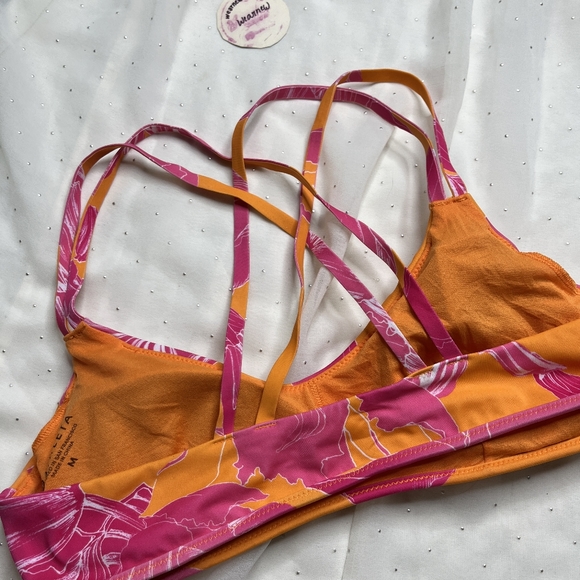 Sports bra - Picture 2 of 3